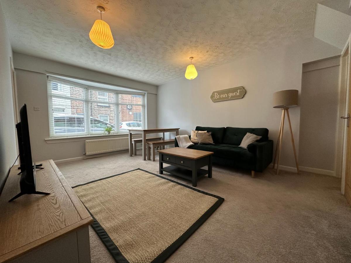 Cosy, 2 Bedroom Cottage In Guisborough Town Centre Εξωτερικό φωτογραφία